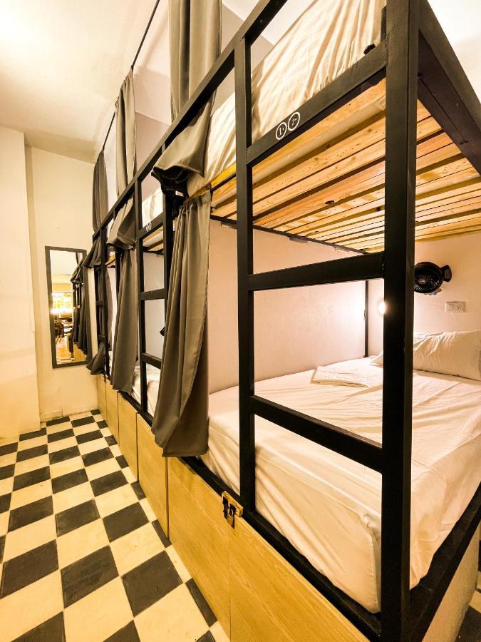 Baku Laureles Hostel Medellín Eksteriør billede