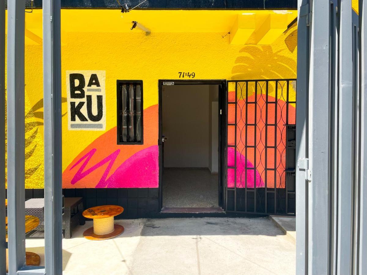 Baku Laureles Hostel Medellín Eksteriør billede